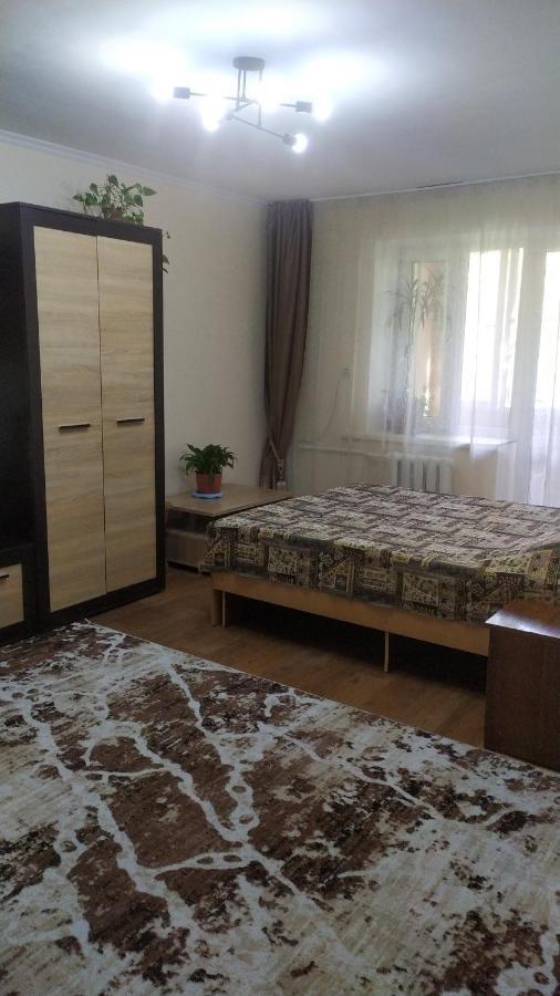 Квартира На Айманова Тимирязева Almaty Esterno foto